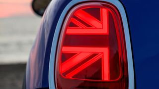 Mini produziert jährlich 230.000 Autos in Großbritannien. (Mini)