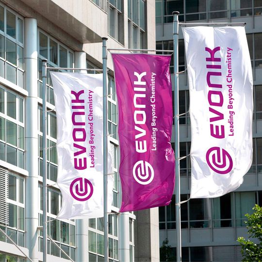 Evonik bietet mit Avail Om unterschiedliche Dosierungen der beiden Omega-3-Fettsäuren EPA und DHA an.(Bild:  Evonik)