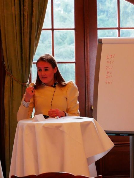 Wie effektives (Online-)Recruiting in 2020 funktioniert stellte im Anschluss Matilda von Gierke, Gründerin und Geschäftführerin der ZALVUS, vor. (Vogel IT-Akademie)