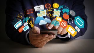 digital-marketing-new-startup-project-millennials-business-team-hands-at-work-with-financial-reports-and-a-laptop-stockpack-adobe-stock-scaled (Quelle: onephoto - Adobe Stock)