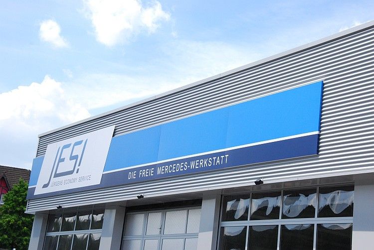 Mit „JES“ betreibt das Unternehmen sogar ein eigenes Servicekonzept für ältere Fahrzeuge. (Foto: Rosenow)