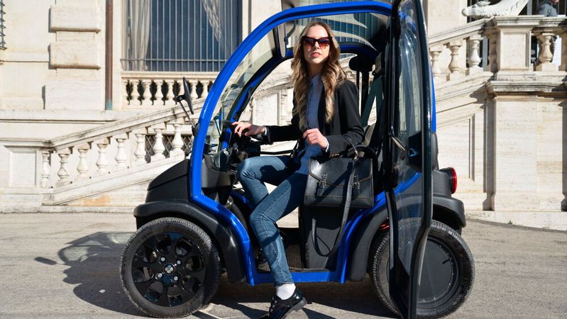 Kleiner ist keiner: Mit seiner 1,74 Meter kurzen Karosserie ist der Birò eine interessante Alternative für Gegenden mit wenig Parkraum.