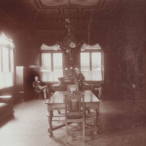 Das gemeinsame Vorstandszimmer (Direktorenbüro) von Adolf Prinzhorn und Siegmund Seligmann 1890.(Bild:  Continental AG)