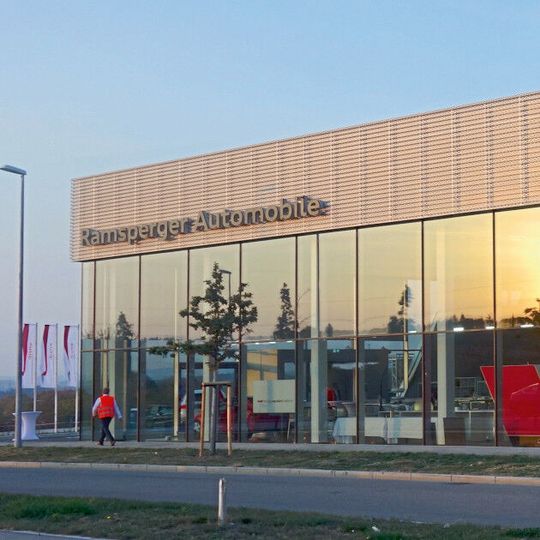 In Kirchheim hat Ramsperger ein neues Audi-Terminal errichtet.(Bild:  Ramsperger)