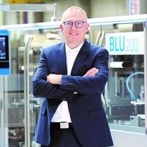 Werner Blersch, Strategic Product Manager Parenteral Packaging bei Uhlmann Pac-Systeme, sieht im Bereich Parenteralia hohe Wachstumsraten.(Bild:  Uhlmann)