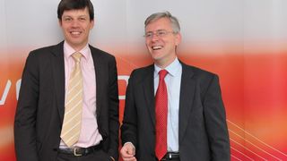 Univention-Geschäftsführer Peter Ganten (rechts) und Sales-Chef Cord Martens haben den Vertrieb inzwischen konsequent auf den Channel ausgerichtet. (Univention)