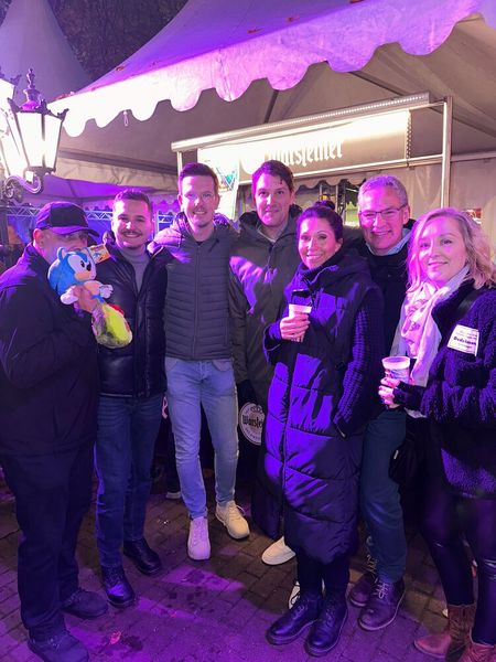 (v. l.) Kai Frieben u. Erick Araujo (WD), Robin Peuker (ALSO), Felix Kretschmann (WD), Felix Böving (ALSO), Svenja Klose und Laura Kerkmann (Littlebit). (Bild: Vogel IT-Medien )