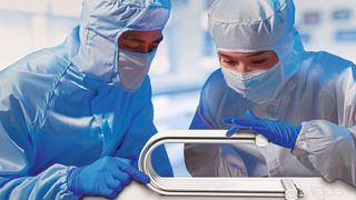 e-kette im Abriebtest: Die Energiekette e-skin flat beweist Abriebfestigkeit mit erstem Branchentest seiner Art. (Bild: igus)