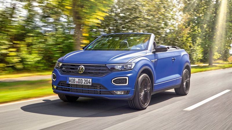 Auf der IAA 2019 stellte Volkswagen die Cabriolet-Variante des seit 2017 angebotenen Modell T-Roc vor. Mit der vor wenigen Wochen verkündeten Einstellung des T-Roc Cabriolet als letztem Cabrioletmodell endet für Volkswagen eine 75-jährige Geschichte der Produktion von Cabriolets. (Bild: Volkswagen AG)