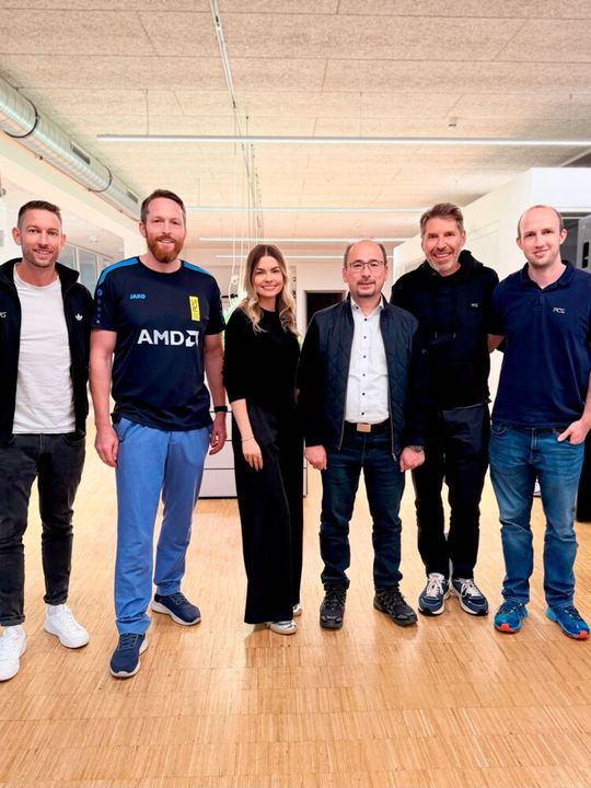 Das Management-Team der PCG: (v. l.) Benny Woletz, Dr. Roger Kehl, Hüseyin Tastan, Alina Schneider, David Müller und Philipp Richter(Bild:  PCG)