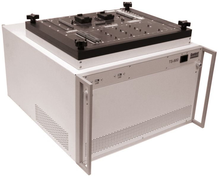 PXI-Testplattform: Das TS-900 PXI-??Semiconductor-Test-System ist eine integrierte 3U-PXI-Test-Plattform mit 20 Slots (Geotest)