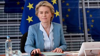EU-Kommissionspräsidentin Ursula von der Leyen verspricht für den Fall ihrer Wiederwahl, sich für E-Fuels einzusetzen. (© European Union 2022)