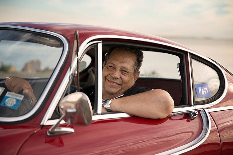 Für die Zukunft hat sich Irv Gordon keine besonderen Ziele vorgenommen: „Ich fahre einfach meinen Volvo weiter, zu Automessen und durch das ganze Land. Es wird sich nicht viel ändern. Aber ob ich die vier Millionen schaffe, liegt jetzt wohl eher an mir als am Auto. Das Auto dürfte dazu in der Lage sein, bei mir bin ich da nicht so sicher.“ (Foto: Volvo)