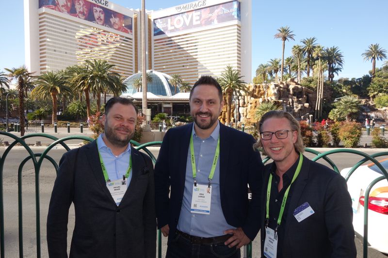 (v. l.) Pavel Mass, Progress IMO, mit Erik Lange und Carsten Weber, Tech Data. (IT-BUSINESS)