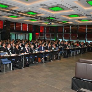 268 Personen waren zur Mitgliederversammlung des Skoda-Händlerverbands nach Berlin gekommen. (Foto:  Joachim von Maltzan)