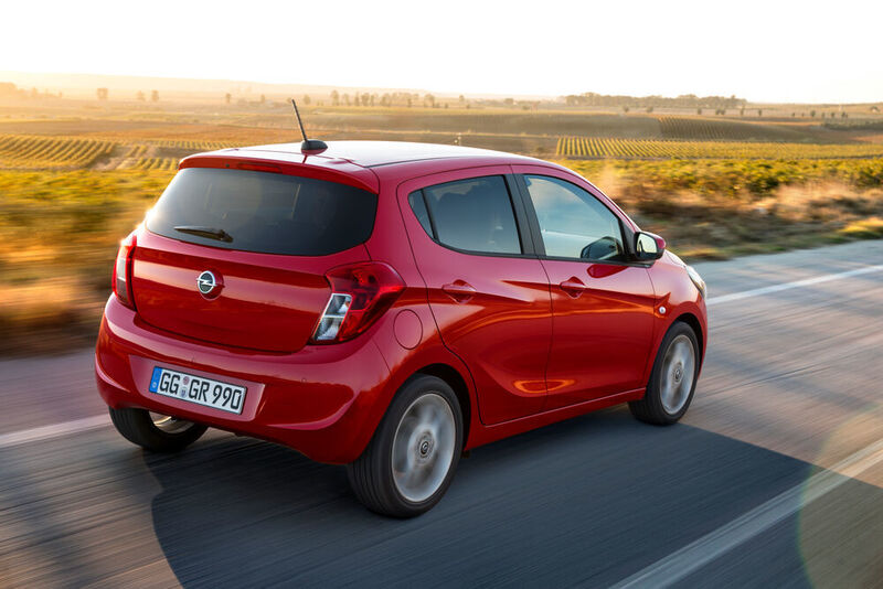 ... und den Opel Karl 1.0 Ecotec S/S. Allen prognostizieren die Studienautoren im Jahr 2022 einen Restwert, der bei 52 Prozent vom Neupreis liegt. (Opel)