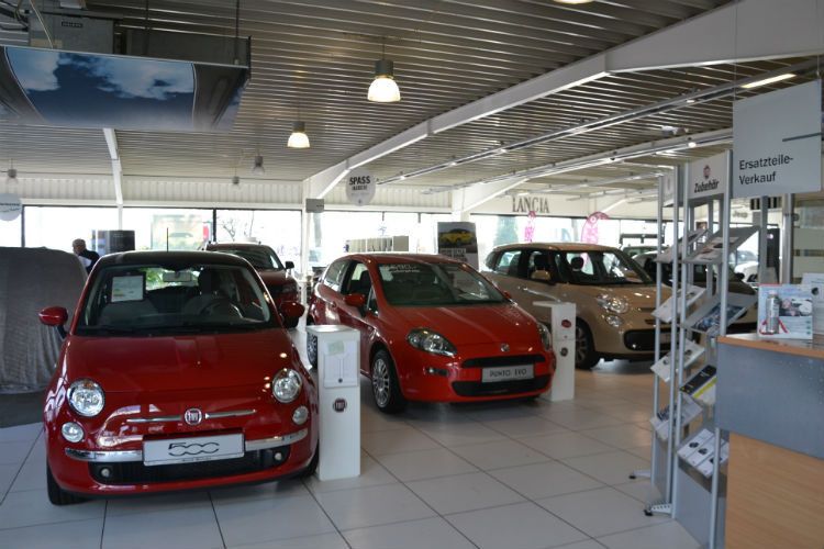 Fiat nimmt im Schauraum den meisten Platz ein. (Foto: Mauritz)