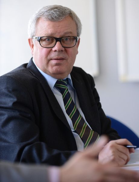 Reinhard Kluger, Chefredakteur Elektrotechnik: „Noch lange nicht ausdiskutiert: Was ist richtig beim Engineering?“ (Bild: Elektrotechnik/Untch)