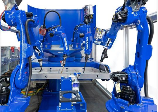 Yaskawa will auf der diesjährigen Euroblech unter anderem Motoman-Roboter und Turnkey-Schweißanlagen präsentieren.(Bild:  Yaskawa)