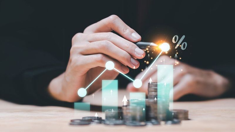 Ein Spezialmaschinenhersteller setzte den Prozess für sein Ersatzteilpricing neu auf und konnte dadurch eine Preisverbesserung von mehr als drei Prozent erreichen. (Bild: ©  chaylek - stock.adobe.com)