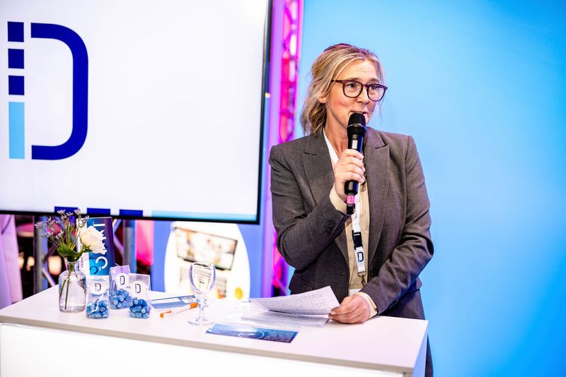 Moderation durch Meike von der Goltz (Bild: Dierck Group)