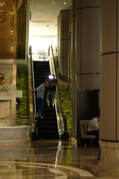 Dennis Bode, Hardwareluxx, bei der Arbeit im HYATT Hotel. (Bild: IT-BUSINESS)