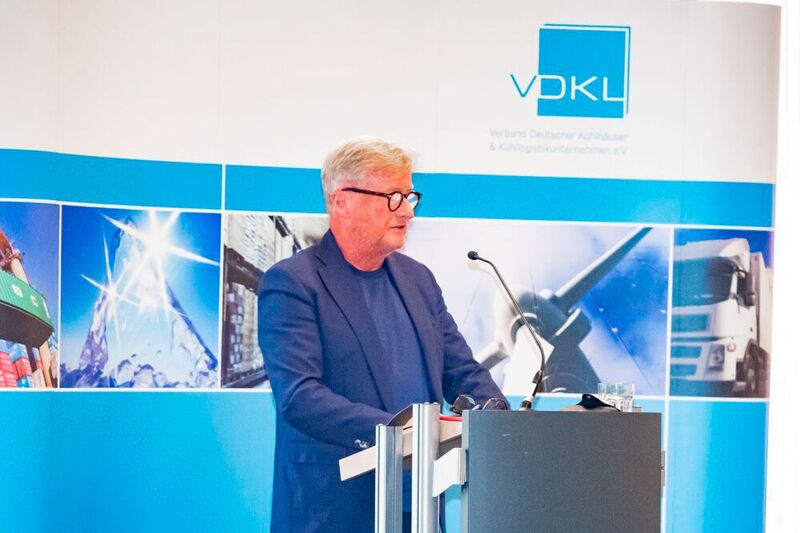 VDKL-Gastreferent Hans-Ulrich Jörges: „Der Politik in Berlin fehlen Kraft, Grips und Mut!“