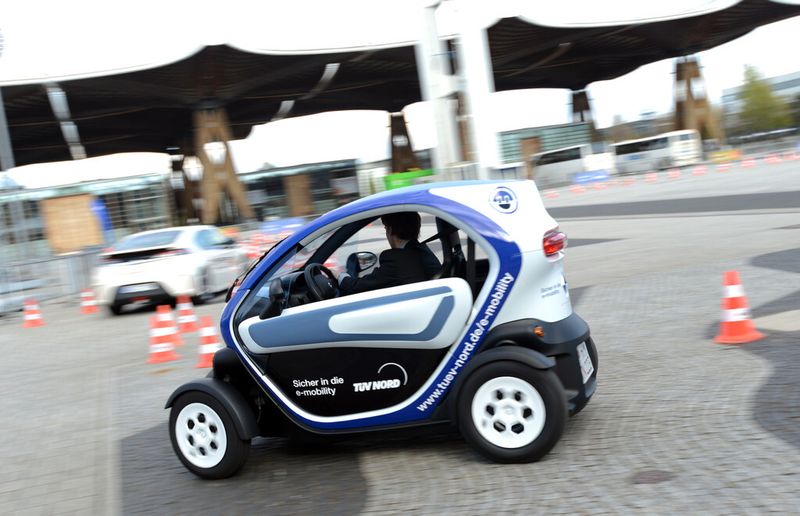 Im Rahmen der Hannover-Messe 2013 zeigt die Mobilitec nach eigenen Angaben den Systemwandel durch Elektromobilität auf. (Bild: Hannover-Messe)