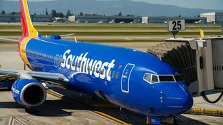 Bei Boeing hören die Probleme nicht auf. Am Wochenende verlor eine Boeing-737-800 der Southwest Airlines ein Verkleidungsteil auf dem Flug von Denver nach Houston, wie die dpa erfahren hat. (Bild: Southwest Airlines)