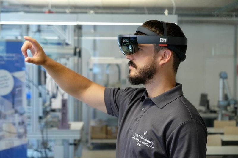 (Quelle:  Freie Universität Bozen)