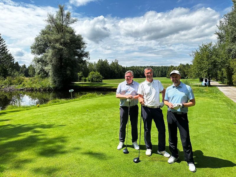 Halten zusammen wie Tick, Trick, Track, (v. l.) Henning Breyer (Skaylink), Christian Feldmann (DELL) und Stefan Pelzer (Profi AG). (Bild: Vogel IT-Medien GmbH)