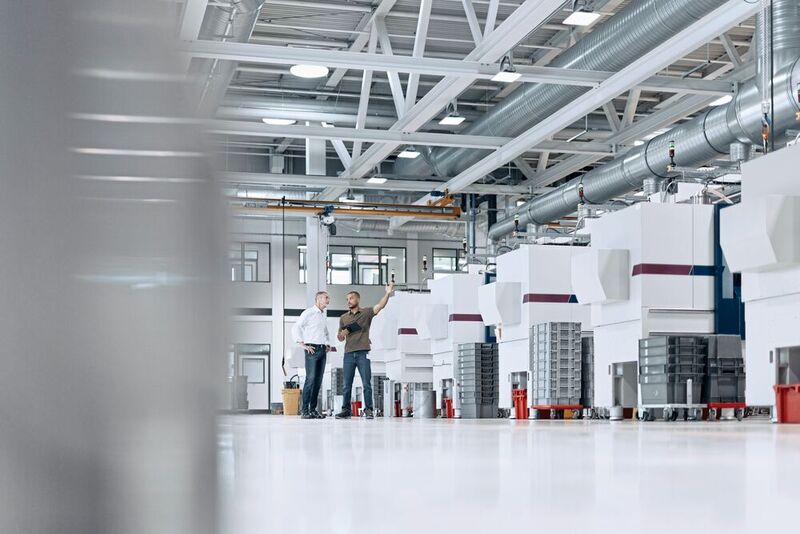 Mit der Wago Automatisierungsplattform lassen sich neue und bestehende Anlagen gleichermaßen in die digitalisierte Fabrik integrieren. 