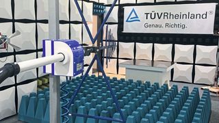 Das Wireless-Labor des TÜV Rheinland besteht aus vier Prüfkabinen und einer Absorber-Kammer, sowie drei Prüfhallen. (Bild: TÜV Rheinland)
