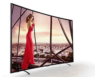 Thomson A87 Serie: Der integrierte Quad Core Prozessor mit Pure Image Ultra HD Digitalverarbeitung bietet ein hochauflösendes Bild, das flüssiger, detaillierter und natürlicher ist. Diese Leistung wird auch für die Ausführung des Verarbeitungsalgorithmus der Bewegungen mit einem Index von 1000 Hz CMI genutzt, damit die Betrachter selbst bei schnellen Bewegungen ein schärferes und flüssigeres Bild genießen können.  Außerdem ist dieser Fernseher HEVC-kompatibel (H.265), dem für Ultra High Definition entwickelten Video-Codierungsstandard. Das Smart TV 2.0 Portal hat eine neue Schnittstelle, um den Zugriff auf die vielen neu verfügbaren Anwendungen zu erleichtern.  Der Fernseher kann mit dem Smartphone oder Tablet gesteuert werden.  Darüber hinaus werden Thomson und TCL die HDR Technologie präsentieren, die das erste Mal direkt auf einem Fernseher funktioniert:  Technicolor Intelligent Tone Management Upscaling Solution. Diese einzigartige Lösung analysiert Video Content in Echtzeit und erzeugt ein außergewöhnliches Fernseherlebnis bei dem sämtliche Standard Dynamic Range (SDR) Inhalte in High Dynamic Range (HDR) Inhalte umgewandelt werden. Lieblingsfilme können dank der Magie von HDR auf neue Weise wieder entdeckt werden.  Die Thomson A87 Reihe gibt es in 55, 65 und  78 Zoll zu einem unverbindlichen Verkaufspreis von 1.899€ (55 Zoll), 3.499€ (65 Zoll) und 8.999€ (78 Zoll). (Bild: Thomson)