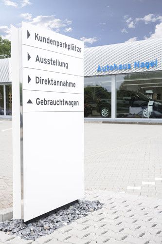 So können die Händler ein Wegeleitsystem installieren. (Foto: Mazda)