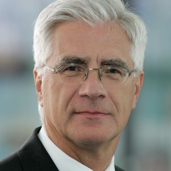 Heiner Springer (63) tritt im Mai seinen Pensionsurlaub an - nach mehr als 35 Jahren bei Bayer, davon 22 als Kommunikationschef  (Bild: Bayer)