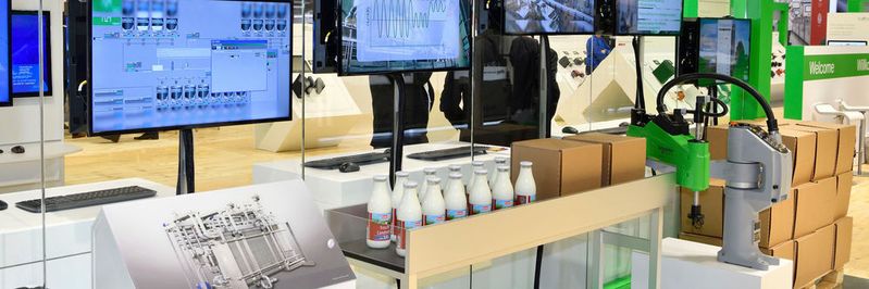 Die Digitale Molkerei auf einen Blick – erstmals präsentiert zur SPS IPC Drives 2018 in Nürnberg. (Bild:  Schneider Electric)