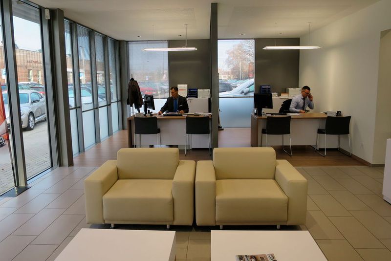 Gepflegtes Ambiente auch bei den Gebrauchtwagen. (Lulei)