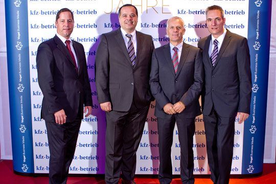 Jörg Felske (Procar), Bernhard Bauer und Olaf Meidt (Volvo Car Germany), Wolfgang Michel (Vogel Business Media) (Archiv: Vogel Business Media)