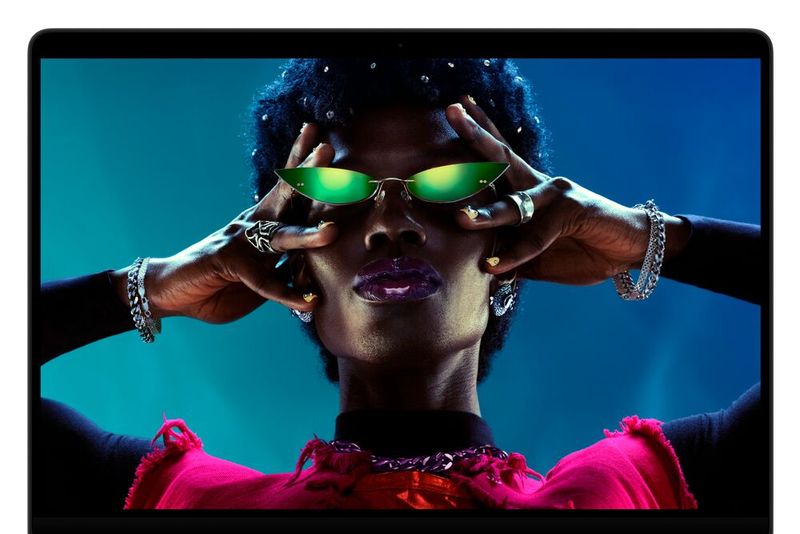 Das 14 Zoll große Macbook Pro verfügt über ein Liquid-Retina-XDR-Display mit Spitzenhelligkeiten von bis zu 1.600 Nits. (Bild: Apple)