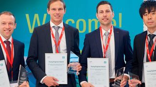 Die Award-Gewinner auf der PCIM Europe 2017 (v.l.n.r.): Alexander Hensel, Siemens, Marco Denk, University of Bayreuth, Franz Stubenrauch, Technical University Munich und Tomoyuki Miyoshi, Hitachi. (Mesago/Thomas Geiger)