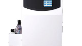 Moderne Online-Prozessanalysatoren wie der TOC-4200 von Shimadzu überwachen stetig den Abwasserstrom. Neben dem TOC-Wert lässt sich auch der gesamt 
gebundene Stickstoff (TNb) bestimmen. (Shimadzu)