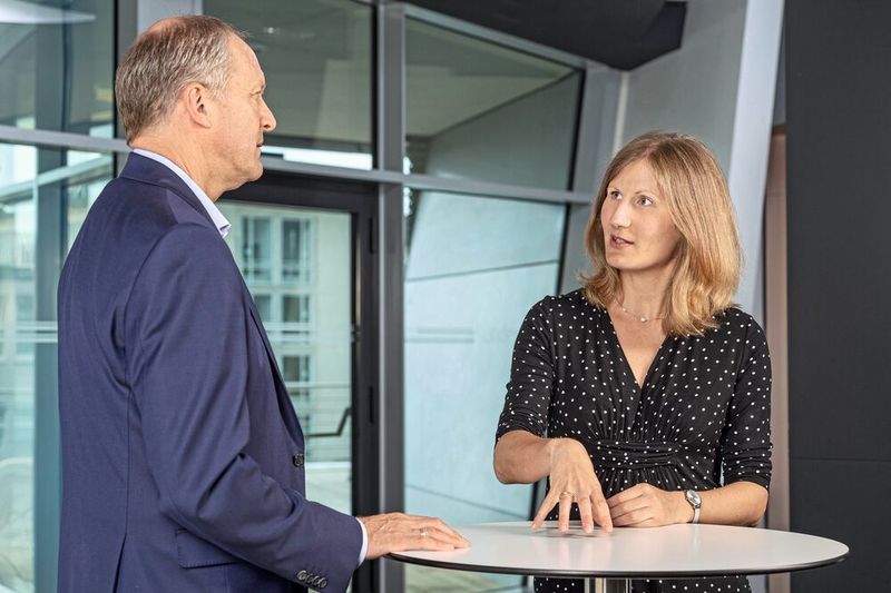 “We also focus on customer requirements, and our aim is to start from these requirements and develop them into value-adding technologies, bringing them to life as application engineering solutions — of course in combination with a reliable and safe supply.”
Jens Waldeck (Linde)