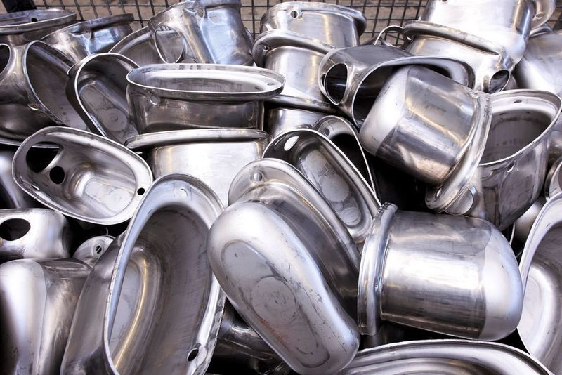 ...und nach der Reinigung: Die Werkstücke werden von Festschmutzstoffen, Ölen und Fetten befreit.  Bild: Dürr Ecoclean (Archiv: Vogel Business Media)