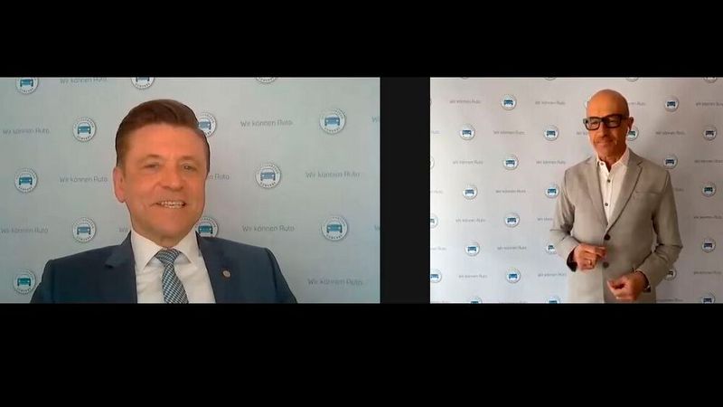 Bundesinnungsmeister und ZDK-Vizepräsident Wilhelm Hülsdonk informierte die Teilnehmer des ZDK-PR-Seminars über den Stand der Dinge bei der AÜK. (Bild: Pfaff/»kfz-betrieb«)