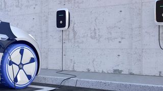 Nach und nach will die neue VW-Sparte ein Portfolio aus Stromtarifen, Wallboxen und Ladesäulen sowie einem IT-basierten Energie-Management-System aufbauen.  (VW)