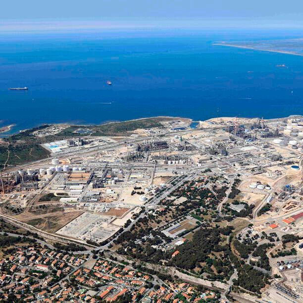 Der Petrochemie- und Raffineriekomplex von Lavéra ist der größte in Südfrankreich.