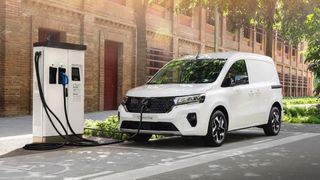 Die Nettopreise für den Nissan Townstar EV beginnen bei 33.750 Euro. (Bild: Nissan)