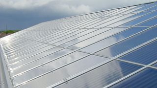 Insbesondere bei Solarkollektoren hatte sich die Wagner & Co. Solartechnik eine führende Position erarbeitet – jetzt ist das Unternehmen insolvent. (Bild: Wagner & Co./Sandra Christiansen)