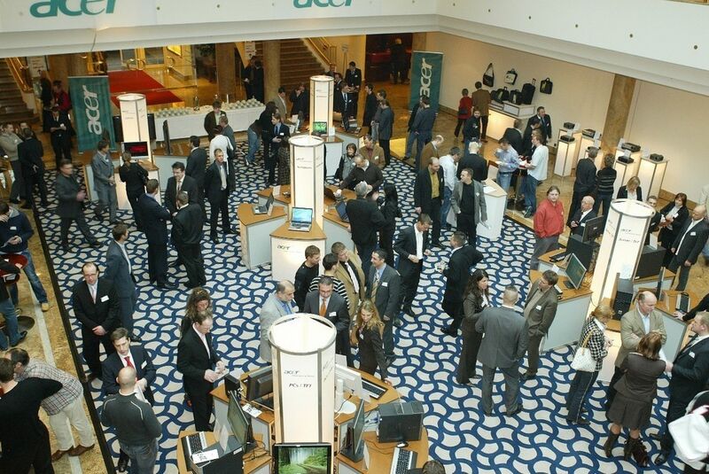 Auf der begleitenden Ausstellung zeigte Acer neue Produkte aus allen Sparten. (Archiv: Vogel Business Media)